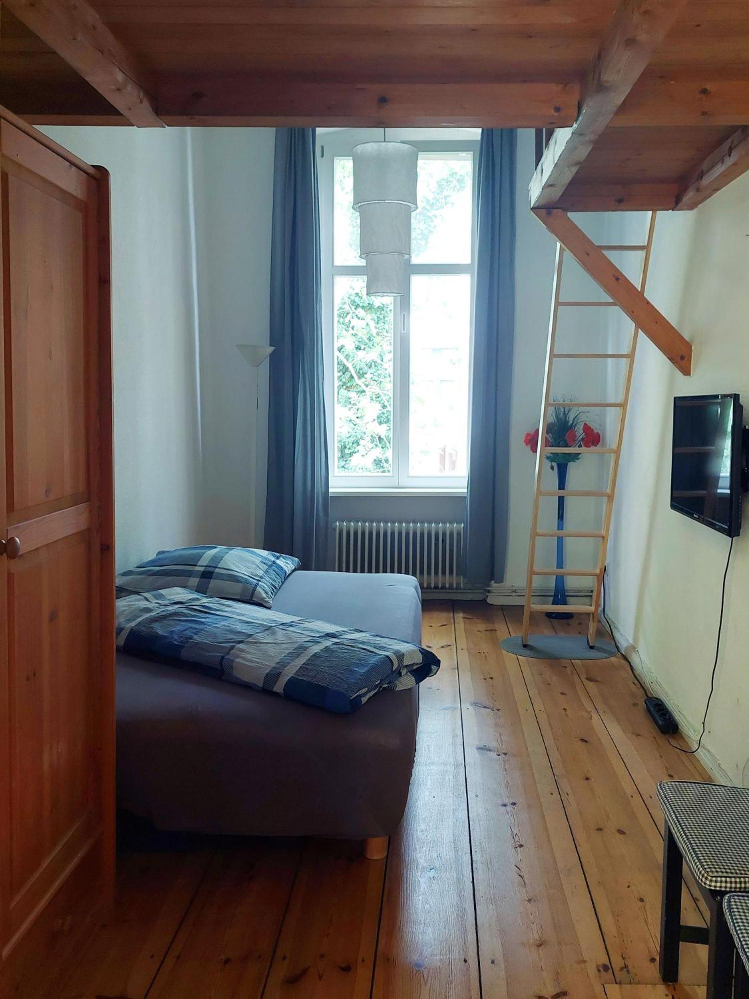 Ruhige In Kreuzberg Appartamento